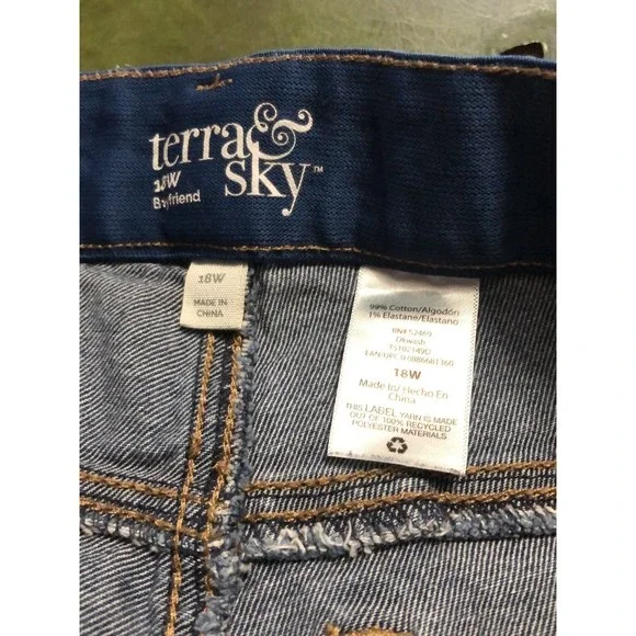 Terra & Sky Plus SZ 18 Boyfriend Jeans Distressed, Destroyed, Spandex Stretch - Picture 6 of 6